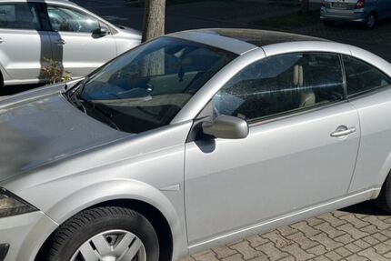 Renault Megane 142.000 km 2.300 &euro; Waiblingen 71332