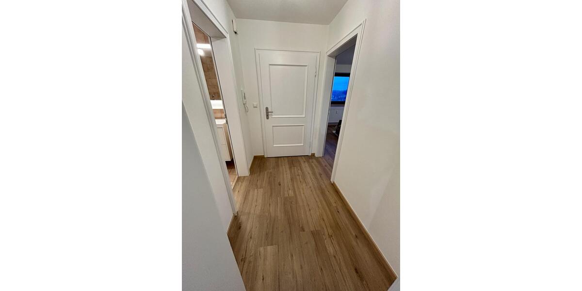 Etagenwohnung Hausham - 2 Zimmer, 63 m&sup2;, 900&euro; | Angebot:26131543