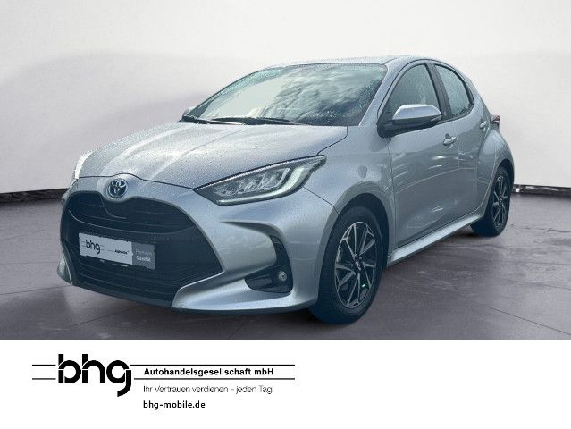 Toyota Yaris 5.396 km 20.430 &euro; Tübingen 72072