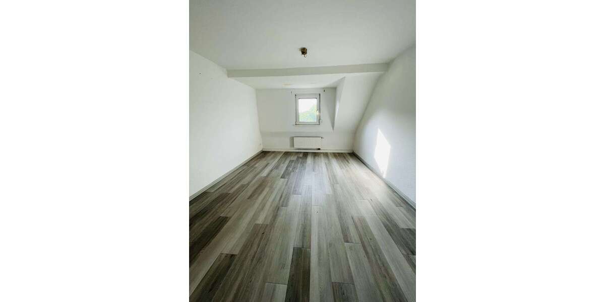 Etagenwohnung Ludwigshafen am Rhein Parkinsel - 4 Zimmer, 72 m&sup2;, 647&euro; | Angebot:27319320