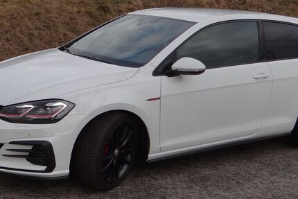 VW Golf 129.000 km 17.000 &euro; Kirchberg 08107