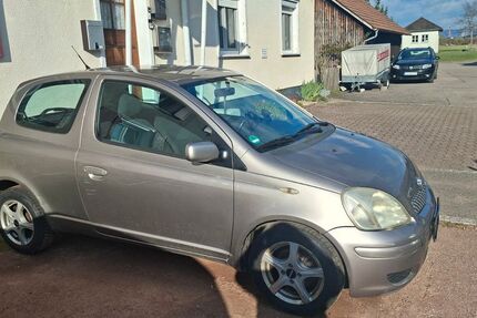Toyota Yaris 220.000 km 1.500 &euro; Steinen, Höllstein 79585