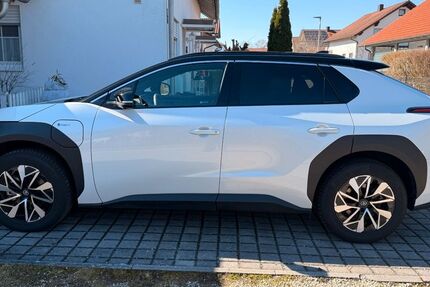 Toyota bZ4X 16.000 km 33.700 &euro; Gottfrieding 84177