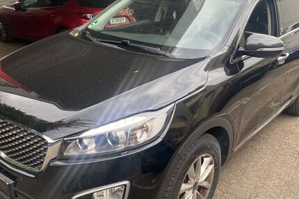 Kia Sorento 128.500 km 14.500 &euro; Köln 51105