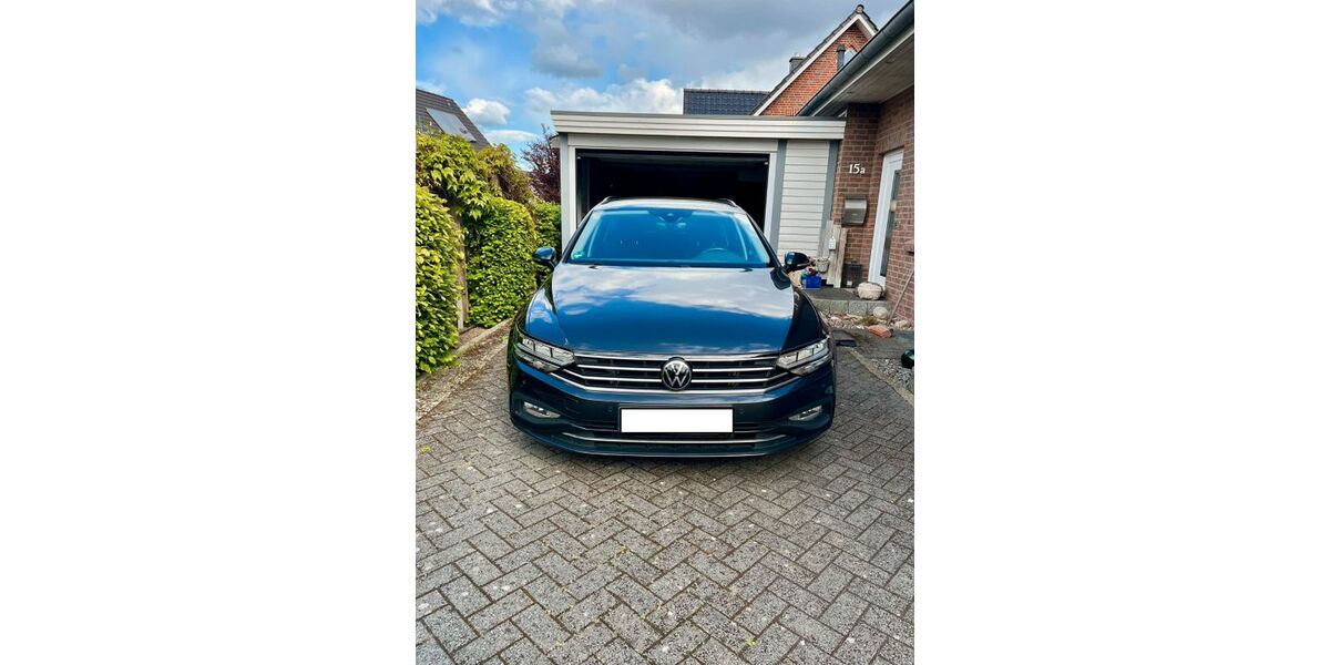 VW Passat 88.500 km 21.500 &euro; Lübeck 23556