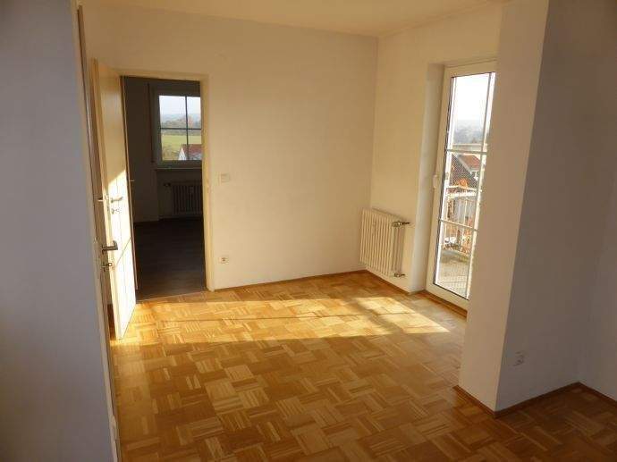 Etagenwohnung Heroldsberg - 4 Zimmer, 105 m&sup2;, 1.100&euro; | Angebot:25537378