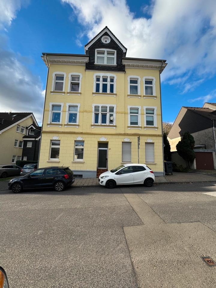 2 Zimmerwohnung zu vermieten zimmer