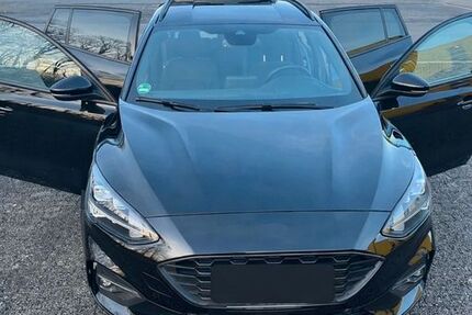 Ford Focus 48.000 km 17.500 &euro; Bergkamen 59192
