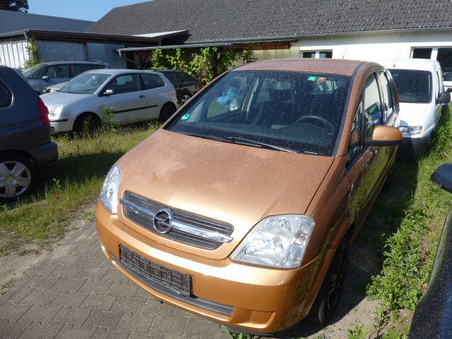 Opel Meriva 253.257 km 750 &euro; Jaenschwalde 03197