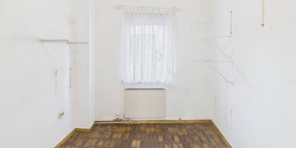 Einfamilienhaus Niederdorfelden - 1 Zimmer, 258 m&sup2;, 599.000&euro; | Angebot:25699004