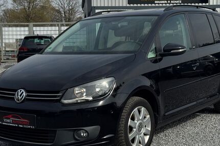 VW Touran 256.000 km 7.499 &euro; Salzkotten 33154