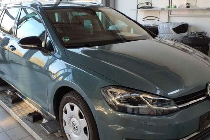 VW Golf 63.296 km 18.930 &euro; Wolfratshausen 82515