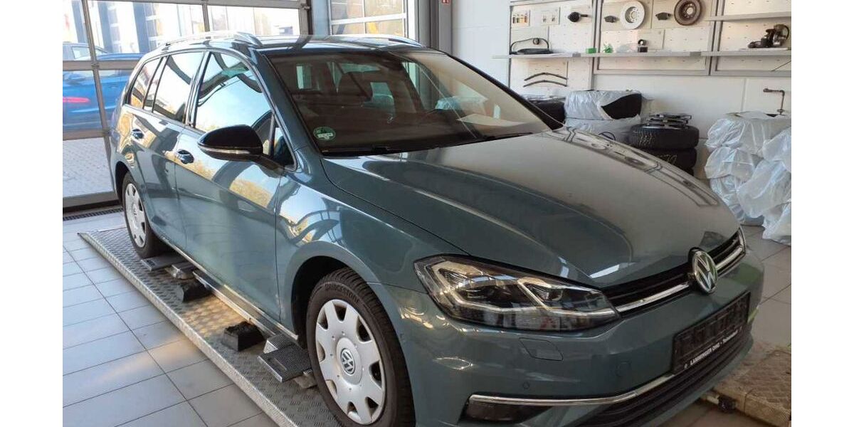 VW Golf 63.296 km 18.930 &euro; Wolfratshausen 82515