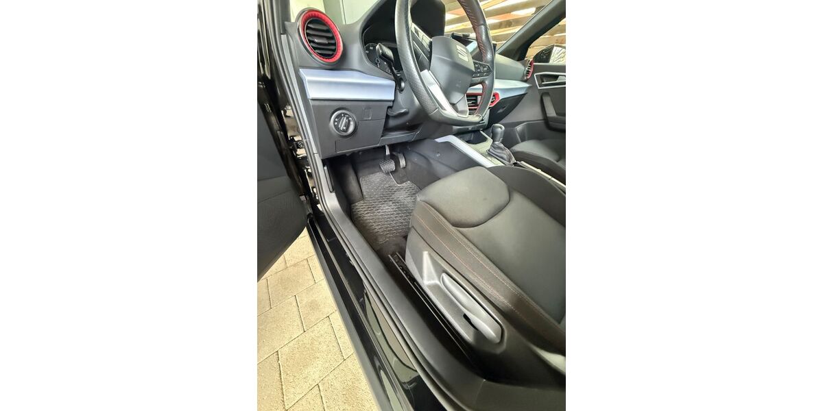 Seat Arona 35.000 km 16.700 &euro; Uhingen 73066