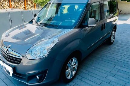Opel Combo 137.000 km 6.800 &euro; Pfaffenhofen 85276
