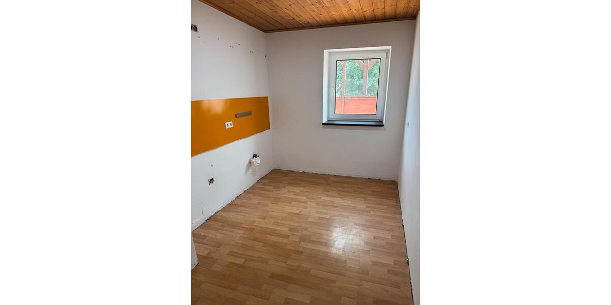 Einfamilienhaus Zweibrücken - 5 Zimmer, 138 m&sup2;, 97.500&euro; | Angebot:26972428