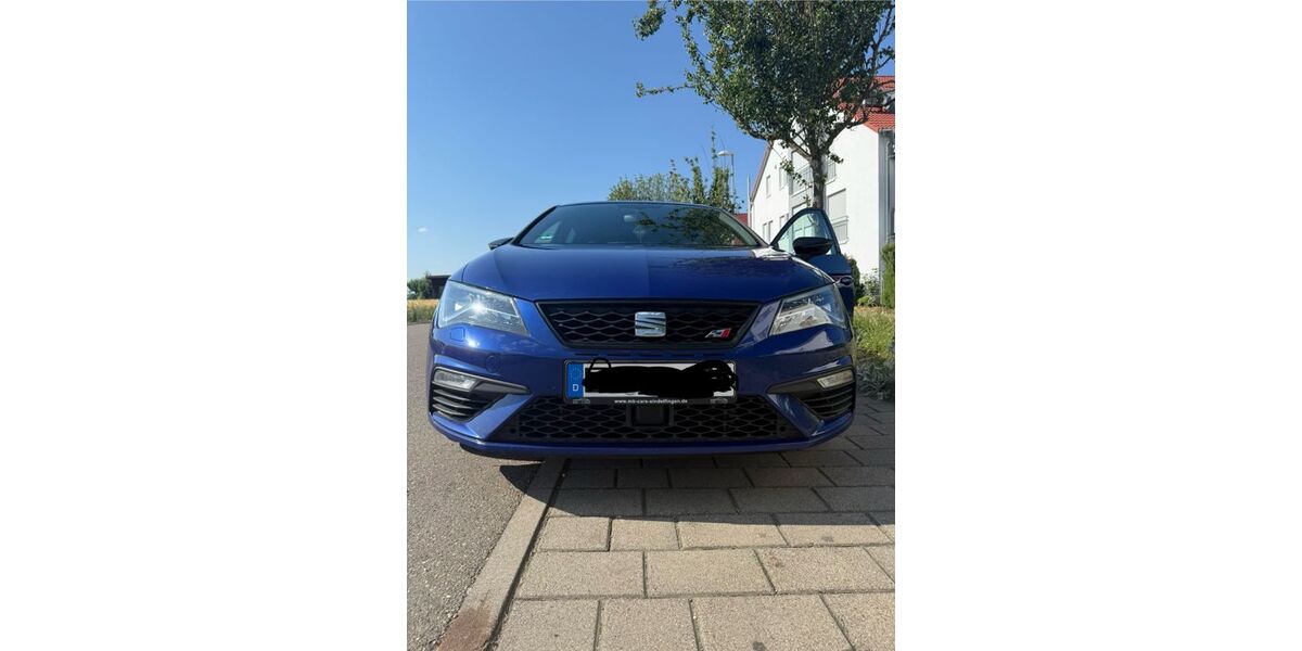 Seat Leon 131.080 km 17.000 &euro; Möglingen 71696