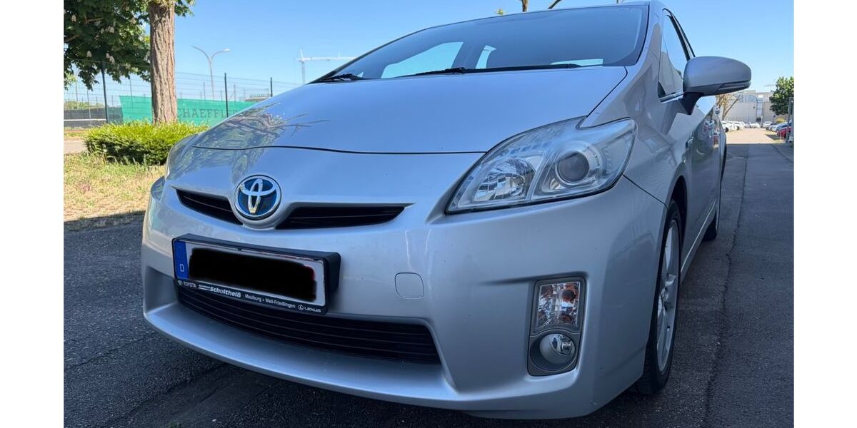 Toyota Prius 280.000 km 5.999 &euro; Lahr 77933