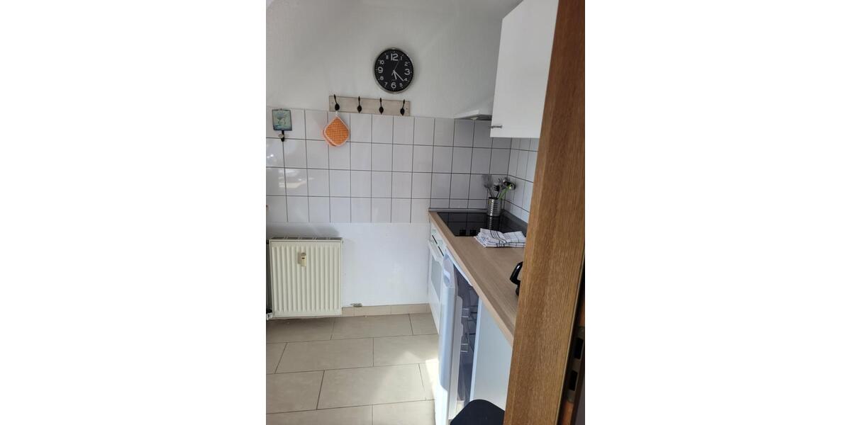 Dachgeschoßwohnung Duisburg Huckingen - 2.5 Zimmer, 50 m&sup2;, 115.000&euro; | Angebot:24755229