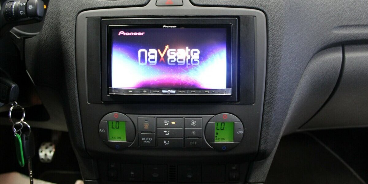 Ford Focus 2.5 MK2 ST - Recaro - SHZ -Navi - 96.133 km 12.980 € Euskirchen 53881