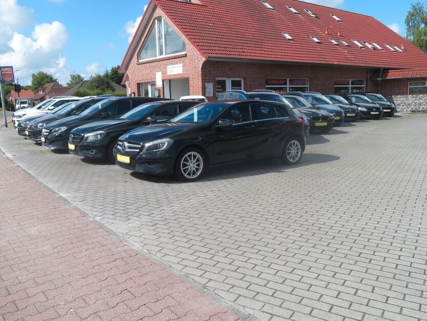 Hyundai TUCSON 122.000 km 16.950 € Upgant-Schott 26529