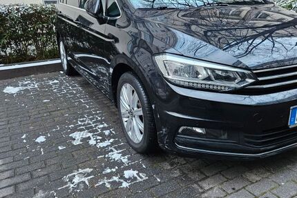 VW Touran 94.350 km 22.950 &euro; Frankfurt am Main 60326