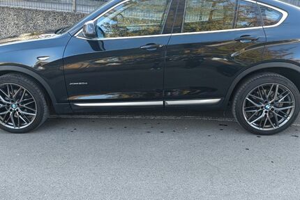BMW X4 180.000 km 15.500 &euro; Wuppertal 42111