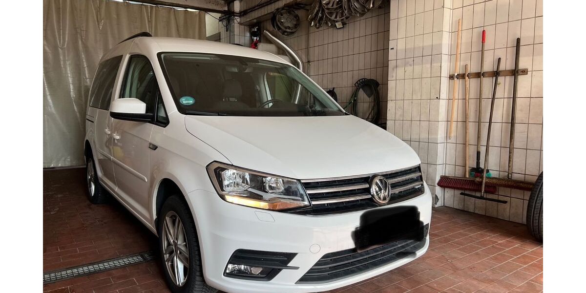 VW Caddy 146.850 km 13.950 &euro; Fürth 90765
