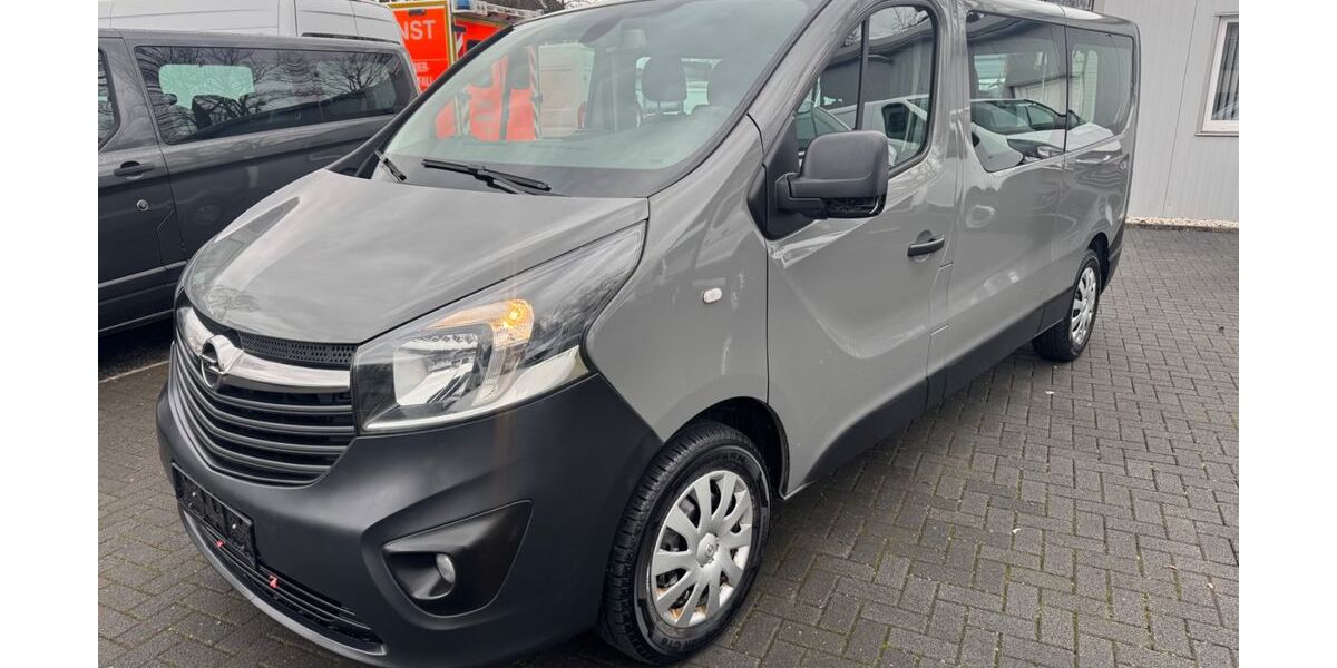 Opel Vivaro 162.873 km 14.950 &euro; Kaufungen (bei Kassel)­­­­­­­­­­­­ 34260