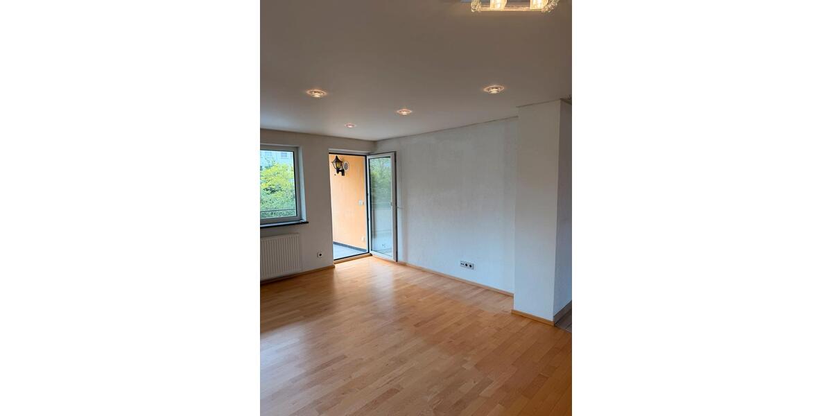 Etagenwohnung Villingen-Schwenningen Schwenningen - 2.5 Zimmer, 88 m&sup2;, 230.000&euro; | Angebot:27003088