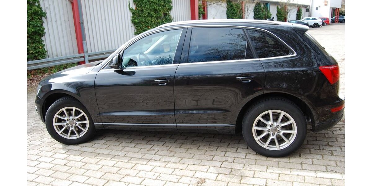 Audi Q5 70.000 km 19.300 &euro; Rielasingen-Worblingen 78239