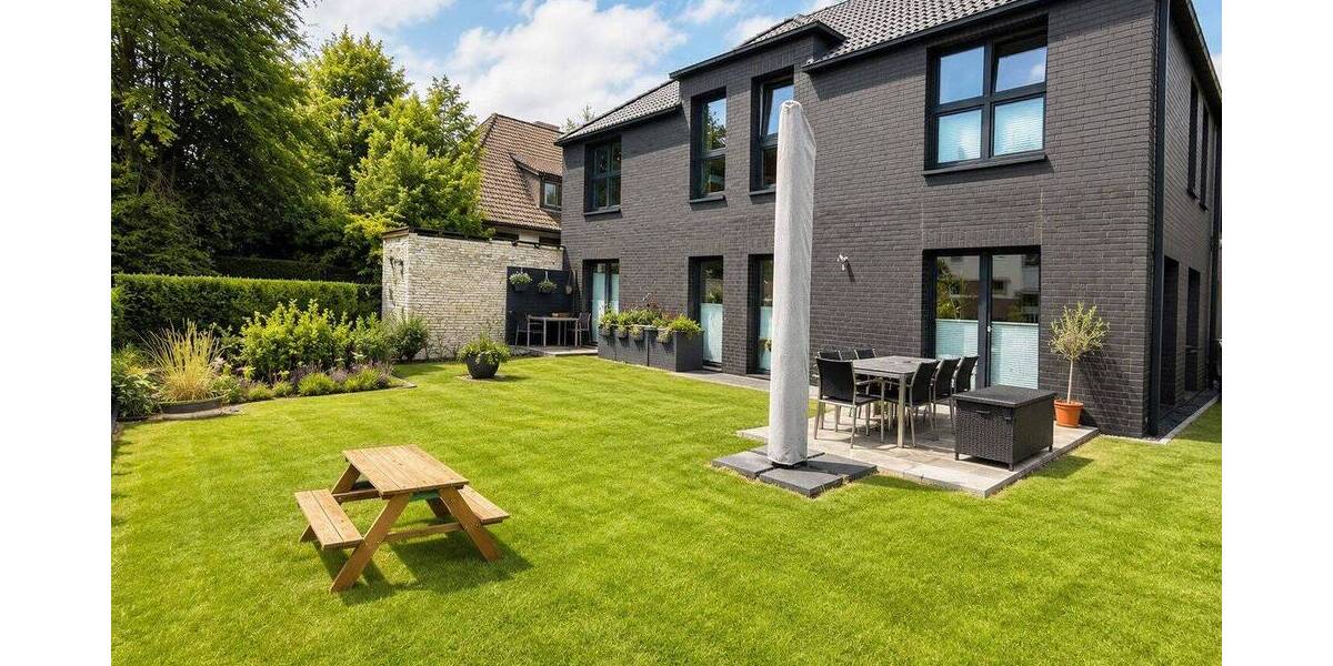 Doppelhaushälfte Hamburg Rahlstedt - 6 Zimmer, 157 m&sup2;, 2.490&euro; | Angebot:26866043