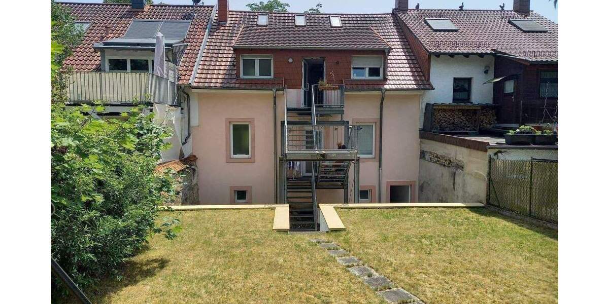 Etagenwohnung Sankt Ingbert St. Ingbert - 7 Zimmer, 200 m&sup2;, 329.000&euro; | Angebot:26787741