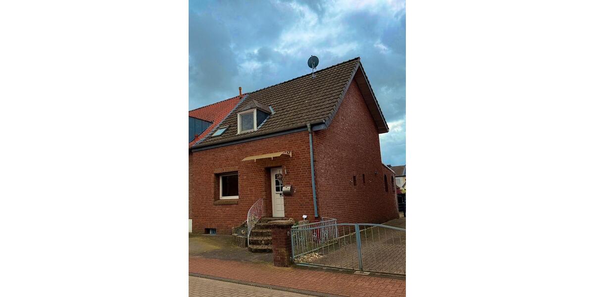 Reihenhaus Emmerich am Rhein - 5 Zimmer, 110 m&sup2;, 249.000&euro; | Angebot:26362590