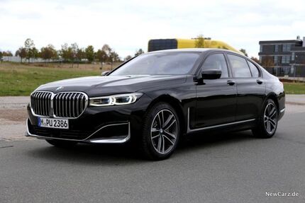 BMW 740 75.000 km 89.800 € Jüterbog 14913