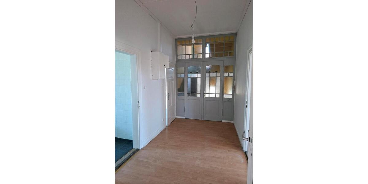Etagenwohnung Uelzen - 4 Zimmer, 80 m&sup2;, 1.000&euro; | Angebot:26395966