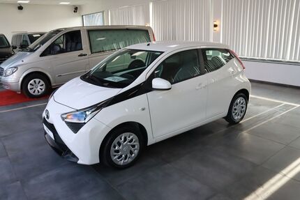 Toyota Aygo (X) 41.690 km 8.950 &euro; Essen 45329