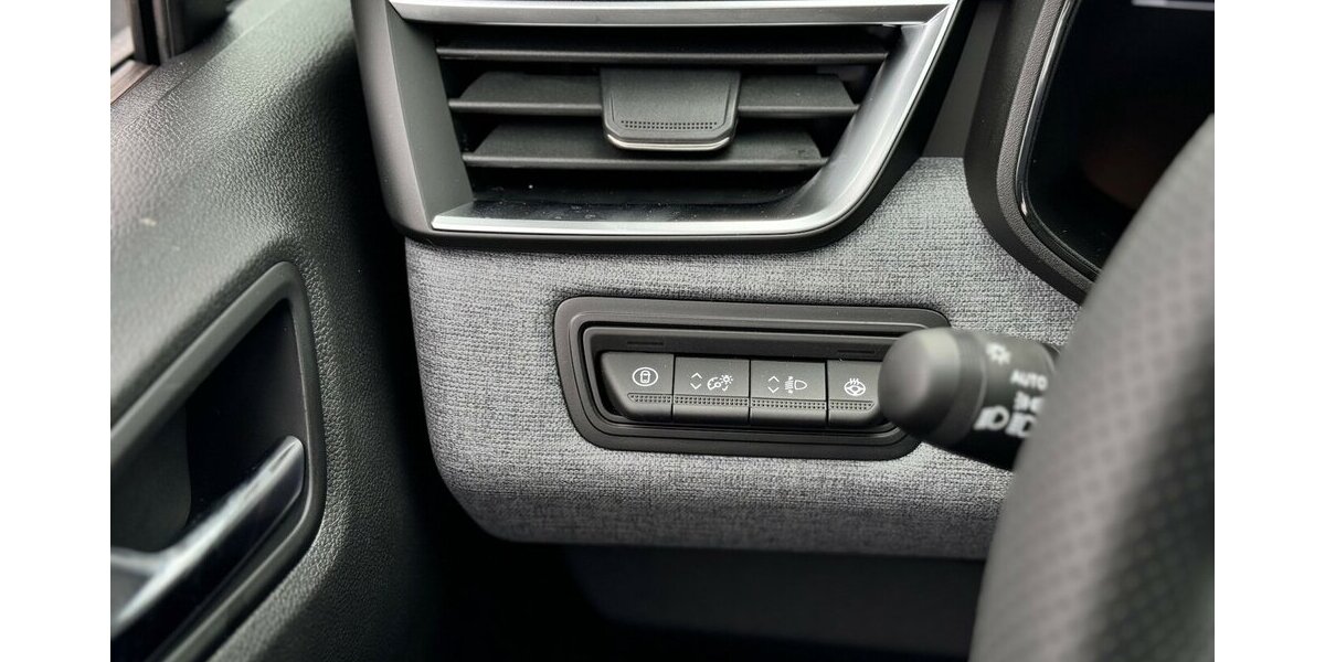 Mitsubishi Colt PLUS 1.0 T.B.KlimaA/Led/CarPlay/SitzH. 1.900 km 18.990 &euro; Donauwörth 86609