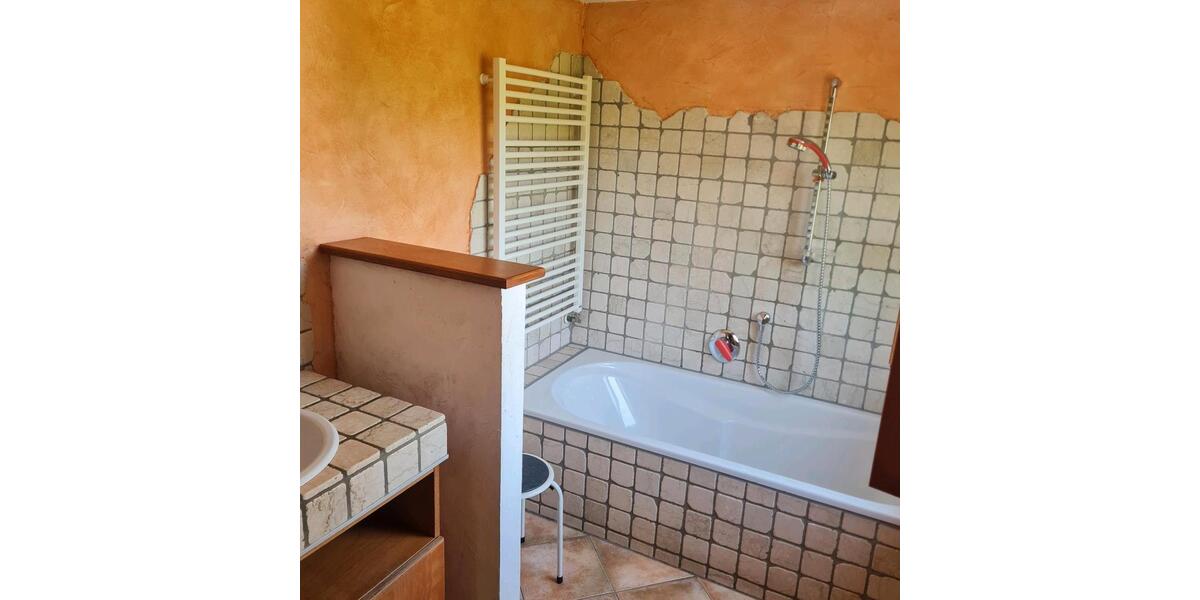 Doppelhaushälfte Eckental - 5 Zimmer, 90 m&sup2;, 200.000&euro; | Angebot:26846669