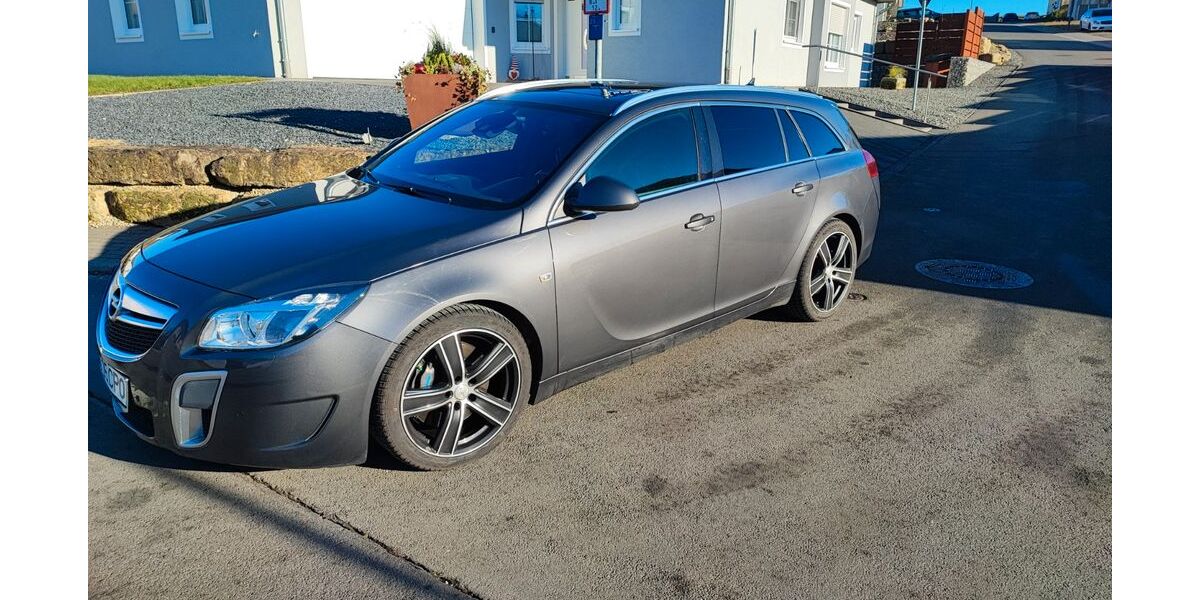 Opel Insignia 151.000 km 9.899 &euro; Dudeldorf 54647