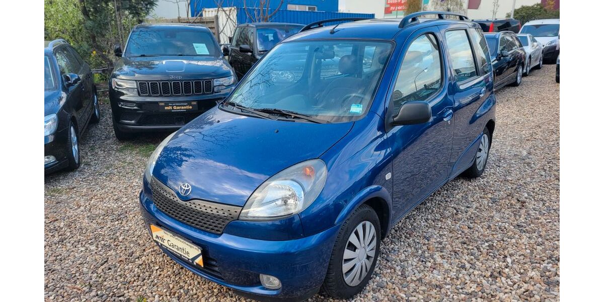 Toyota Yaris 199.500 km 2.500 &euro; Potsdam 14480