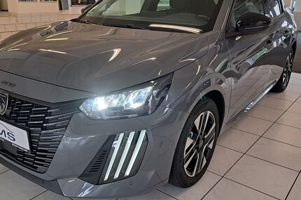 Peugeot 208 13.595 km 18.990 € Essen 45307