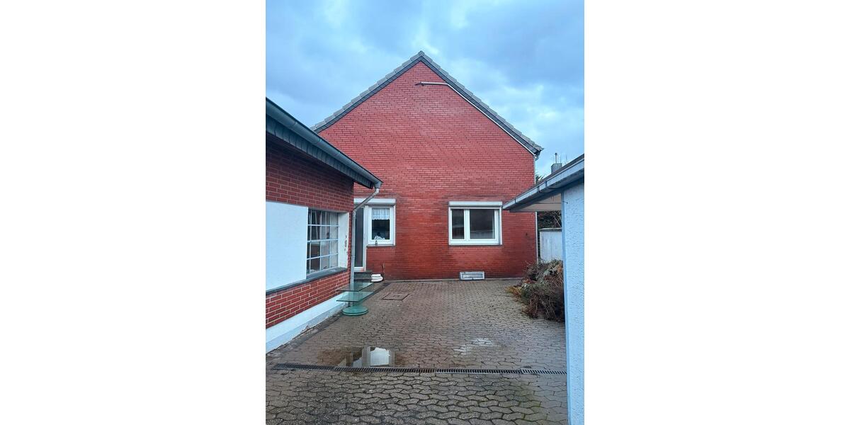 Etagenwohnung Kaarst - 4 Zimmer, 138 m&sup2;, 1.050&euro; | Angebot:25616668