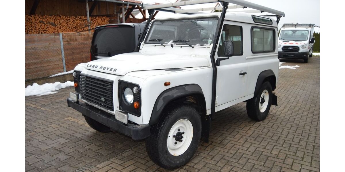Land Rover Defender 171.000 km 29.980 &euro; Regen 94209