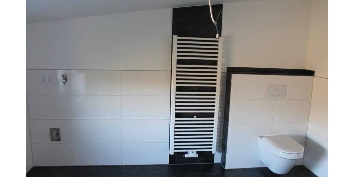 Terrassenwohnung Eichendorf - 3 Zimmer, 116 m&sup2;, 441.000&euro; | Angebot:25695401