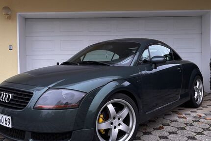 Audi TT 218.600 km 7.700 &euro; Neesbach 65597