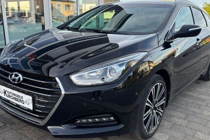 Hyundai i40 121.676 km 9.450 &euro; Kirchberg 55481