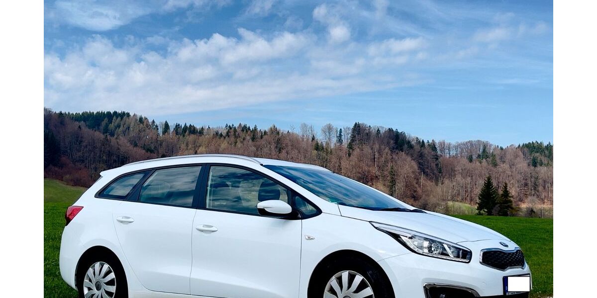 Kia ceed / Ceed 111.000 km 9.100 &euro; Chemnitz 09120