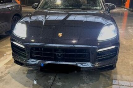 Porsche Cayenne 209.000 km 43.500 &euro; Siegburg 53721