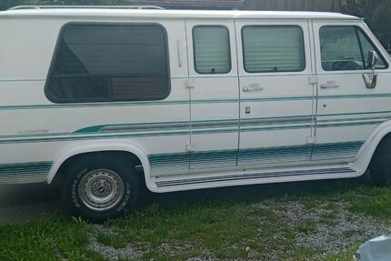 Chevrolet Chevy Van